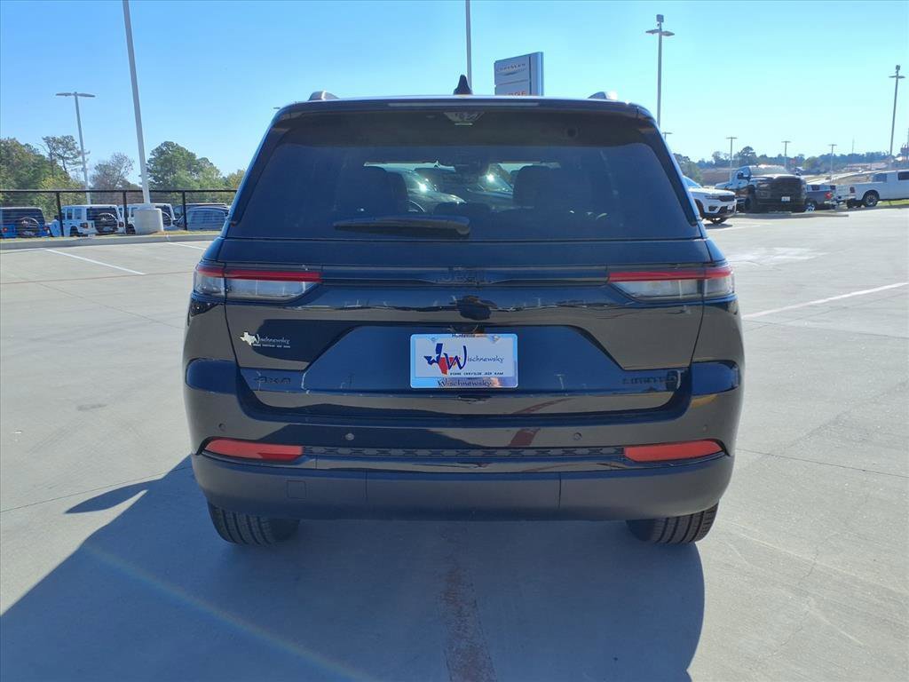 New 2025 Jeep Grand Cherokee Limited w/ Luxury Tech Group II image 6