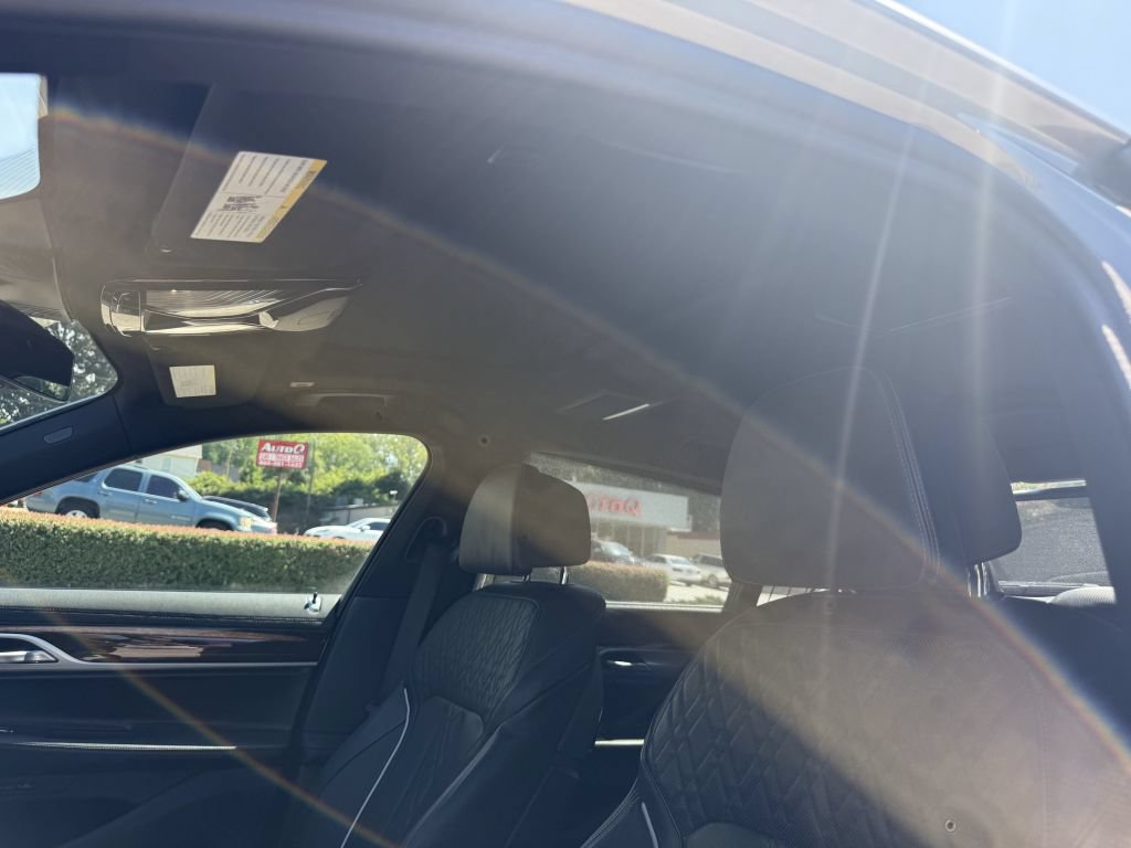 Used 2020 BMW 740i xDrive w/ M Sport Package AWD/4WD image 18