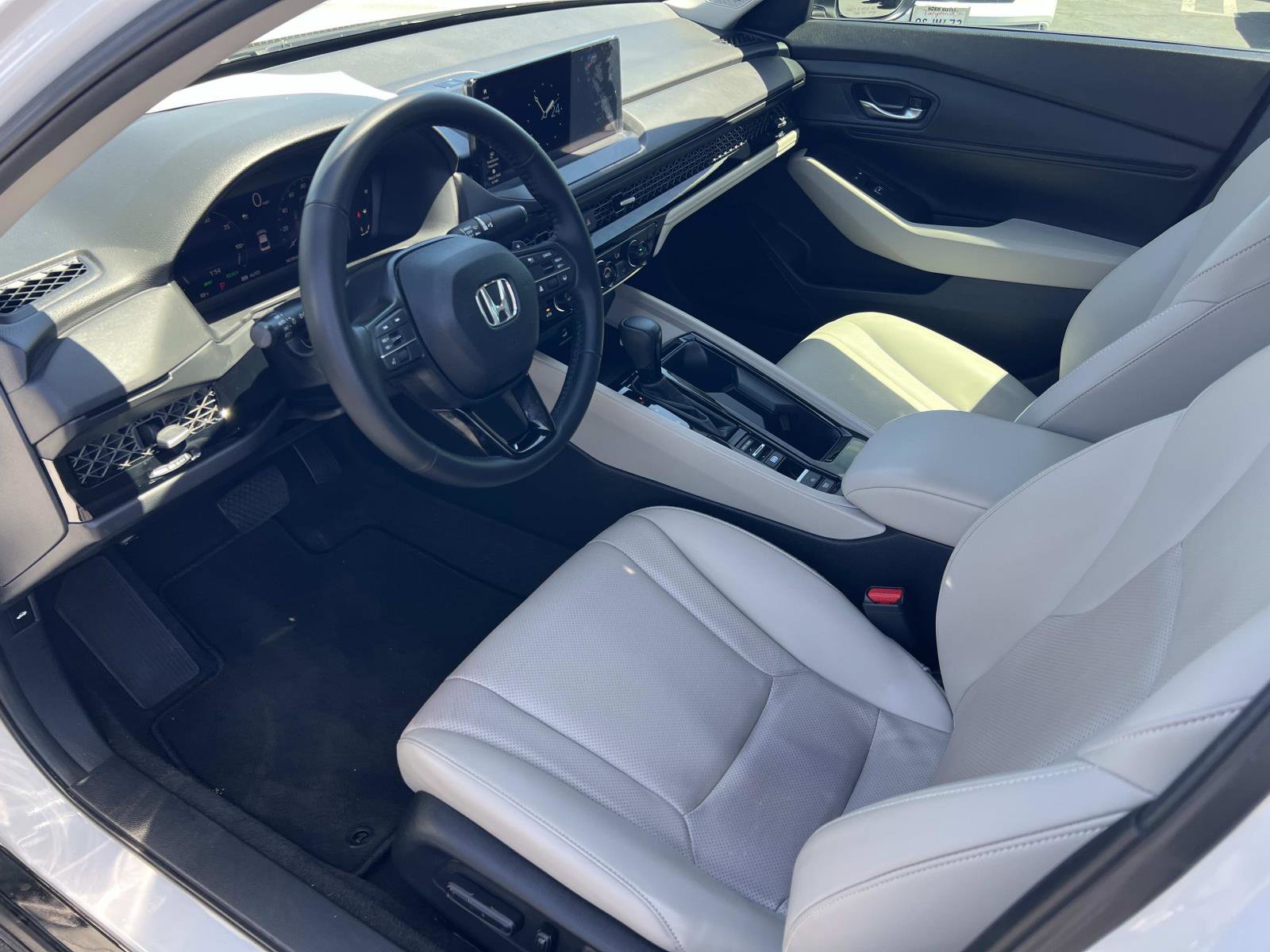 Certified 2023 Honda Accord EX-L image 5