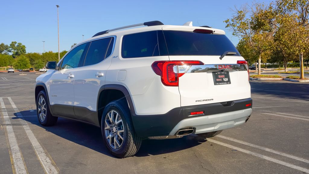 Used 2023 GMC Acadia SLT image 13