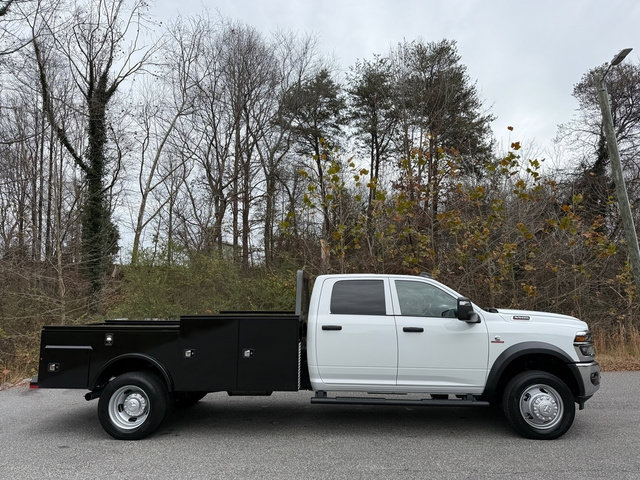 New 2026 RAM 5500 Tradesman AWD/4WD image 5