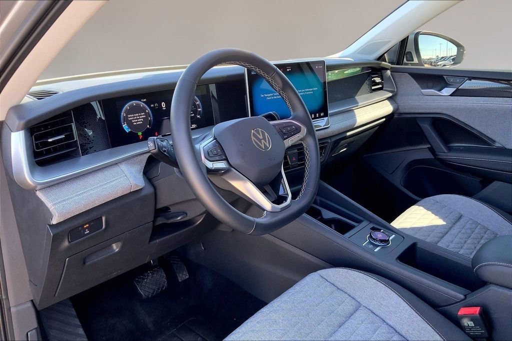 Certified 2025 Volkswagen Tiguan S image 14