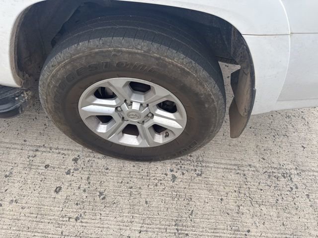 Used 2016 Toyota 4Runner SR5 image 13