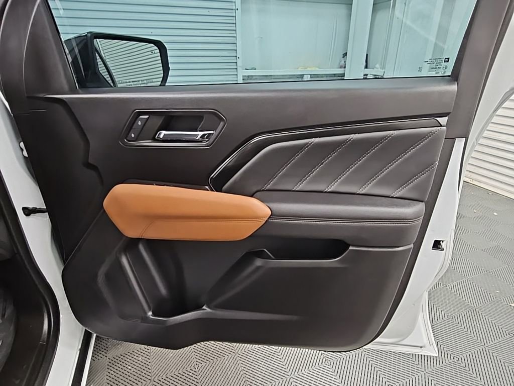 Used 2023 GMC Canyon AT4 w/ Canyon Safety Plus Package image 40