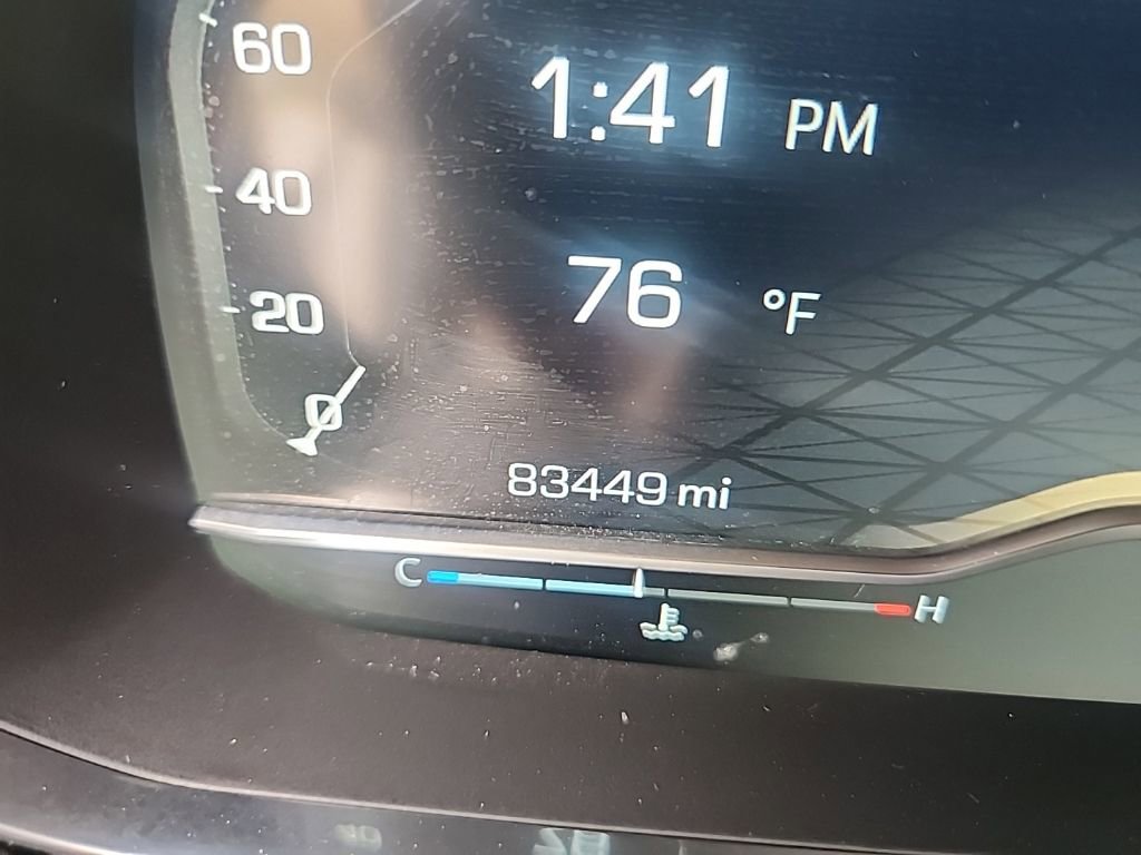 Used 2023 GMC Yukon SLT image 42