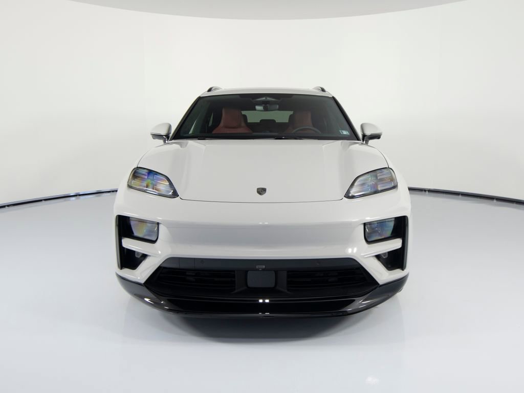 New 2026 Porsche Macan Turbo Electric image 7