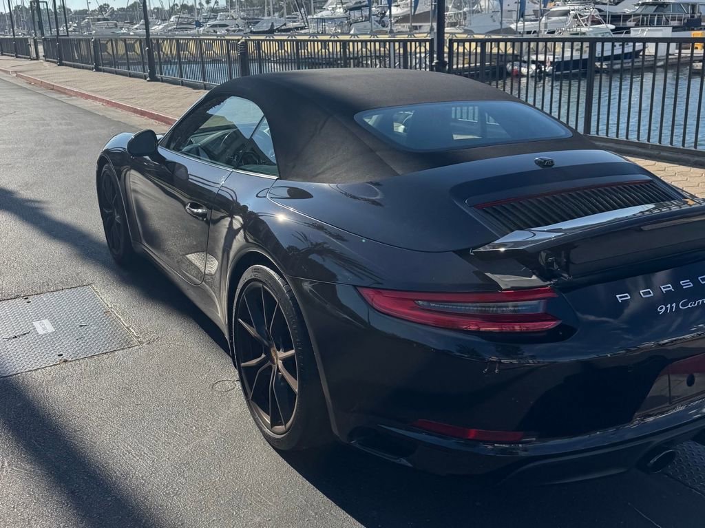 Used 2019 Porsche 911 Carrera S image 8