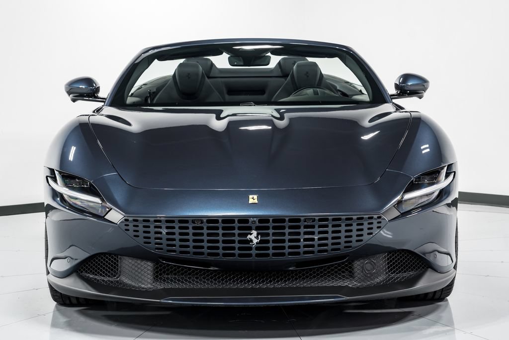 Used 2024 Ferrari Roma Spider RWD image 8