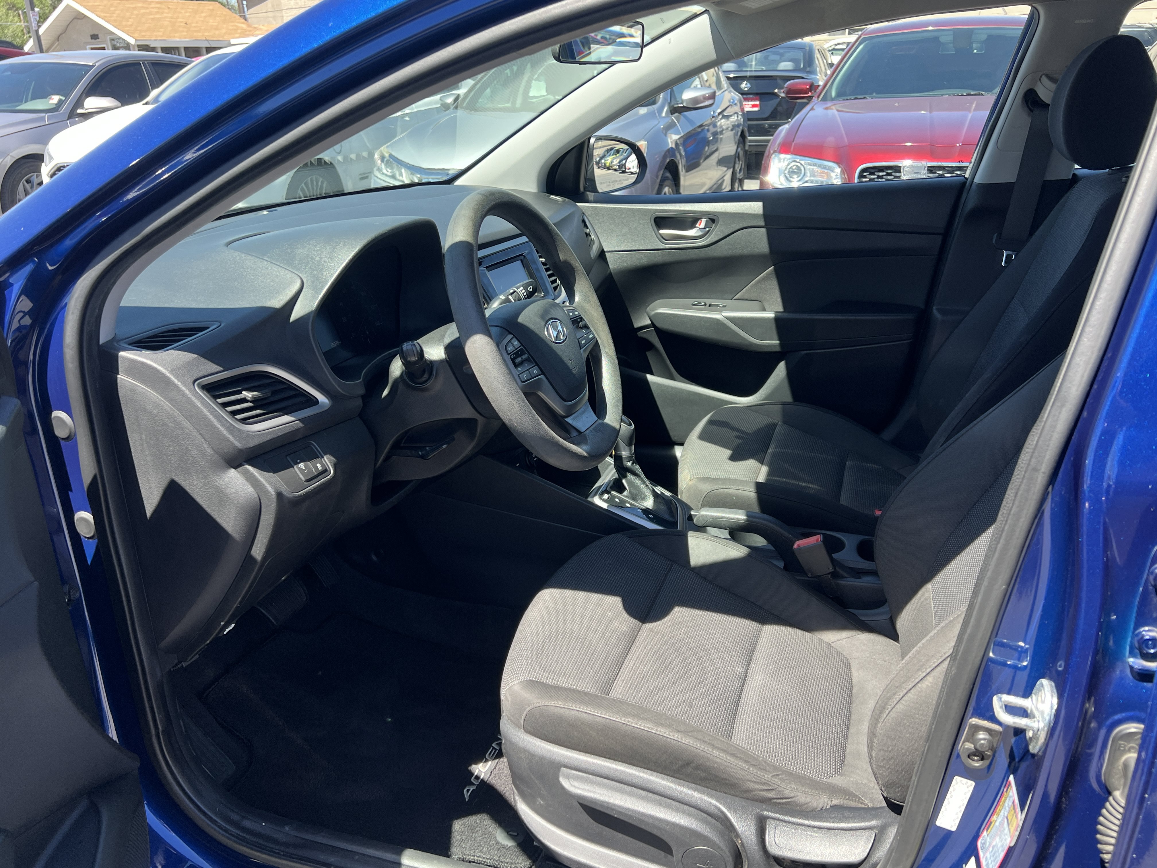 Used 2020 Hyundai Accent SE FWD image 10
