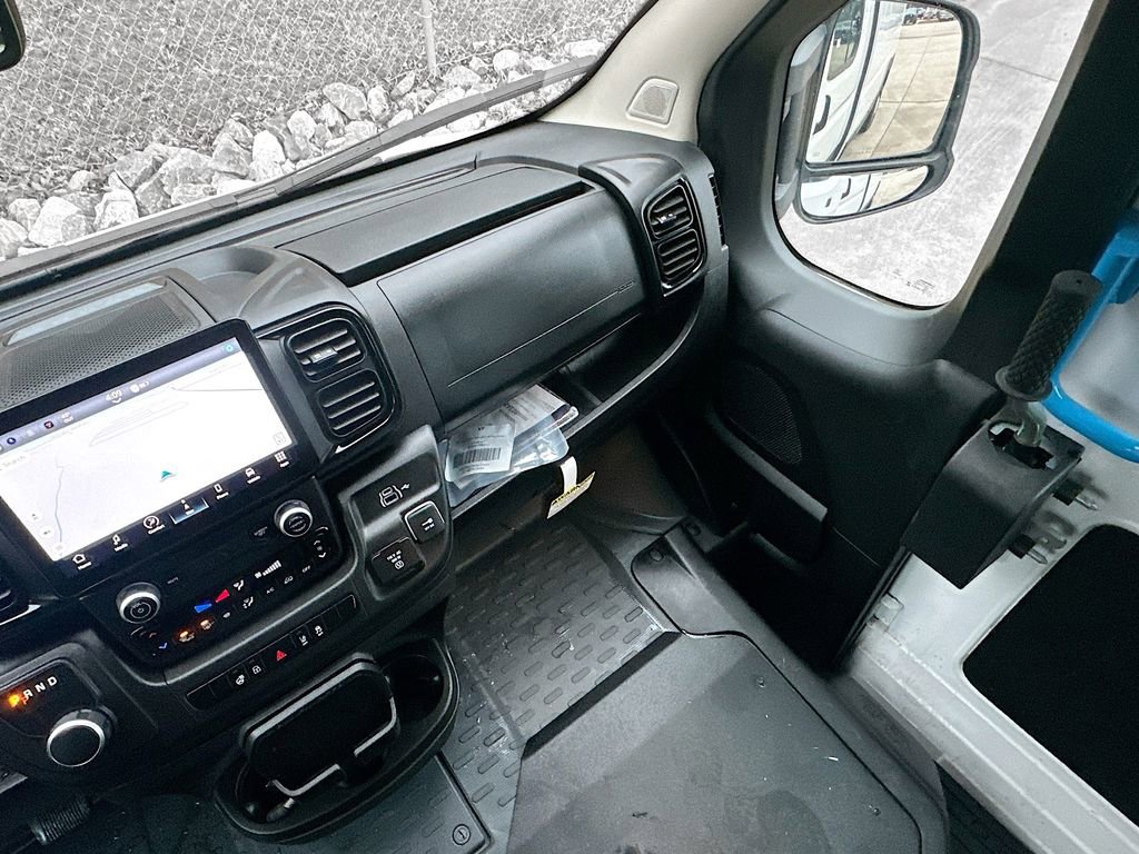 Used 2024 RAM ProMaster 3500 w/ Delivery Van Package FWD image 10