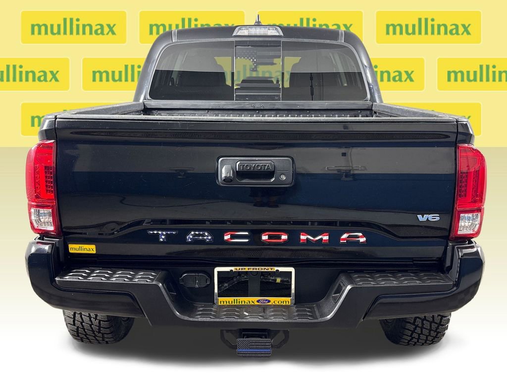 Used 2022 Toyota Tacoma SR5 w/ Technology Package RWD image 11