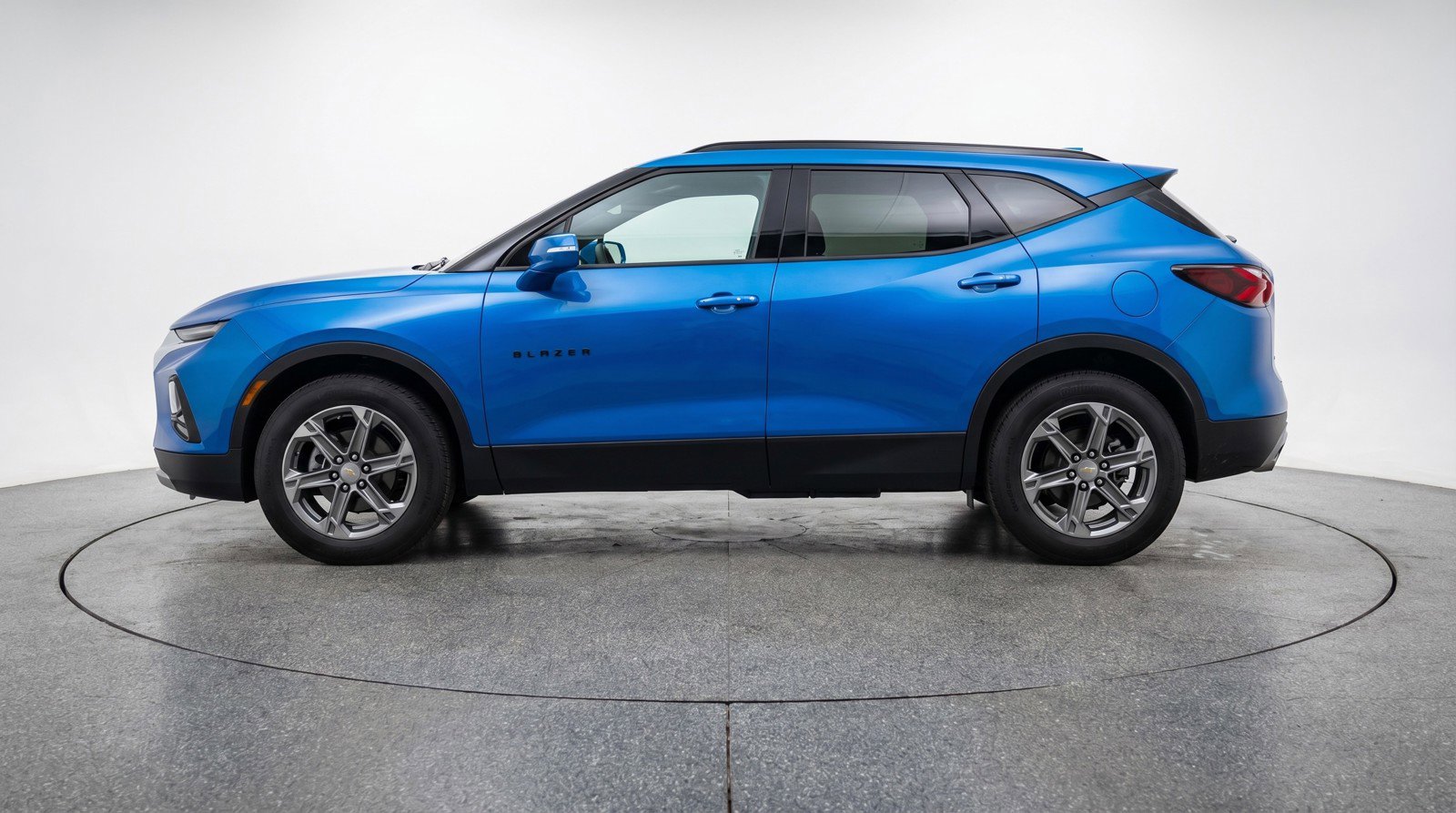 Used 2025 Chevrolet Blazer LT image 5