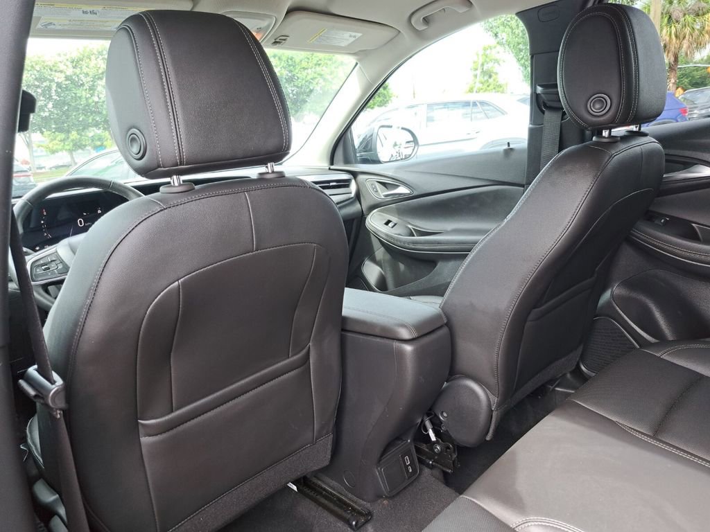Used 2024 Buick Encore GX Sport Touring AWD/4WD image 22