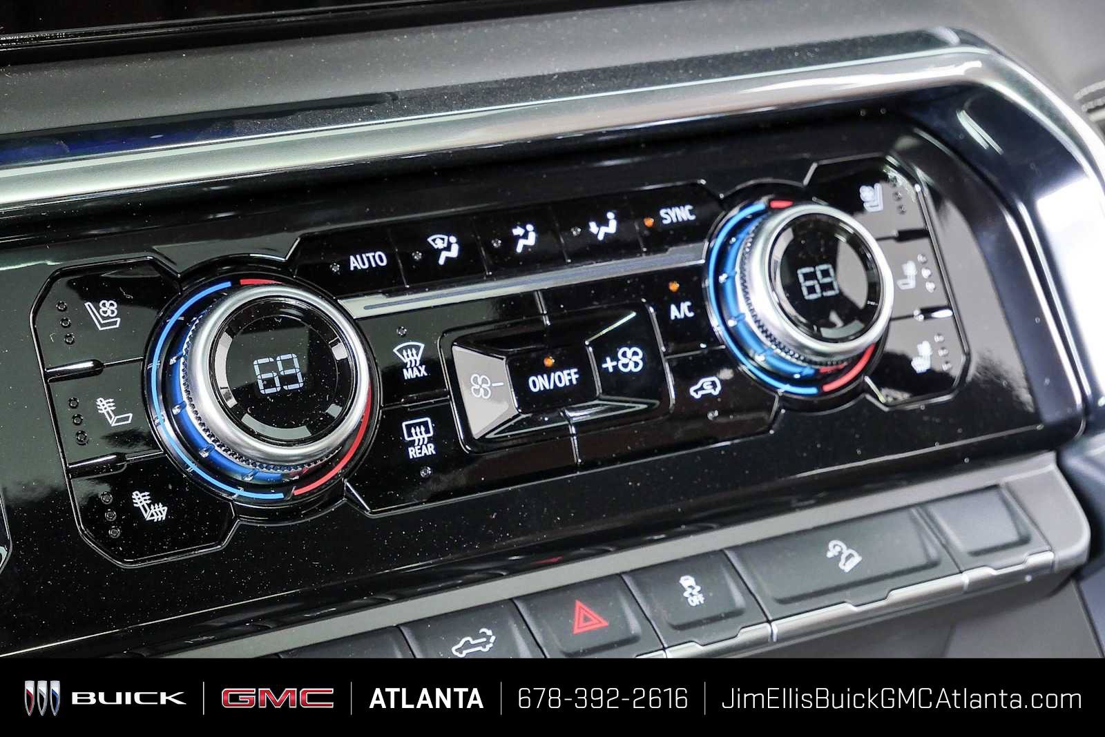 New 2026 GMC Sierra 2500 Denali Ultimate AWD/4WD image 18