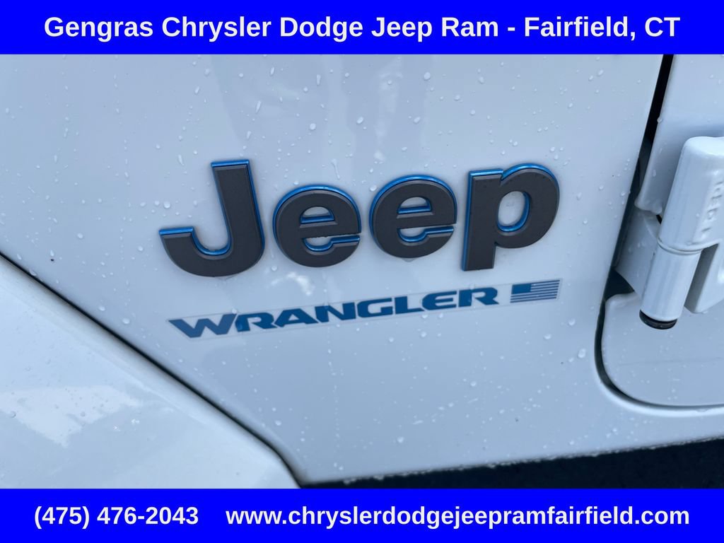 Certified 2024 Jeep Wrangler Unlimited w/ Convenience Group AWD/4WD image 16