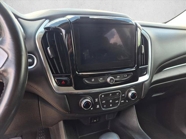 Used 2021 Chevrolet Traverse LT FWD image 9
