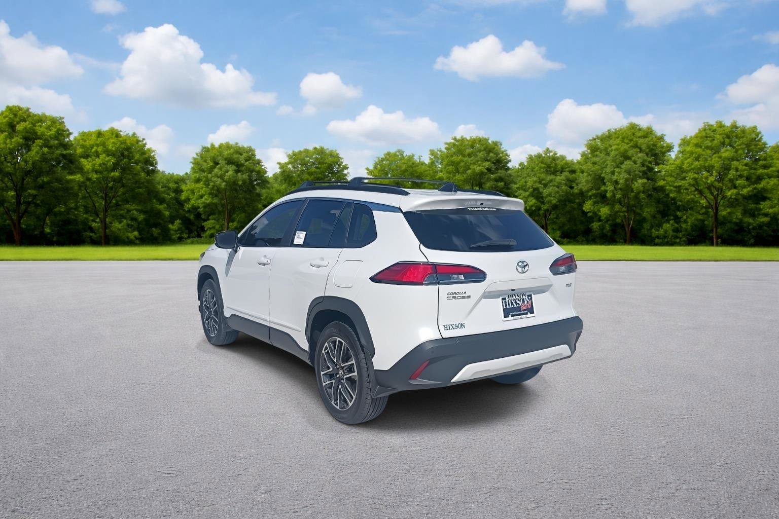 New 2026 Toyota Corolla Cross XLE image 5