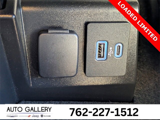 Used 2022 Ford Explorer Limited w/ Equipment Group 301A image 27