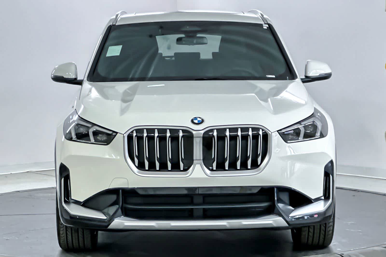 Used 2026 BMW X1 xDrive28i w/ Convenience Package AWD/4WD image 10