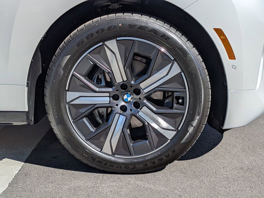 New 2026 BMW iX xDrive45 w/ Premium Package image 24