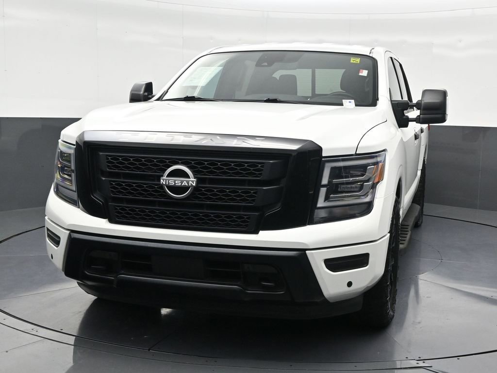 Used 2023 Nissan Titan SV w/ SV Convenience Package image 9