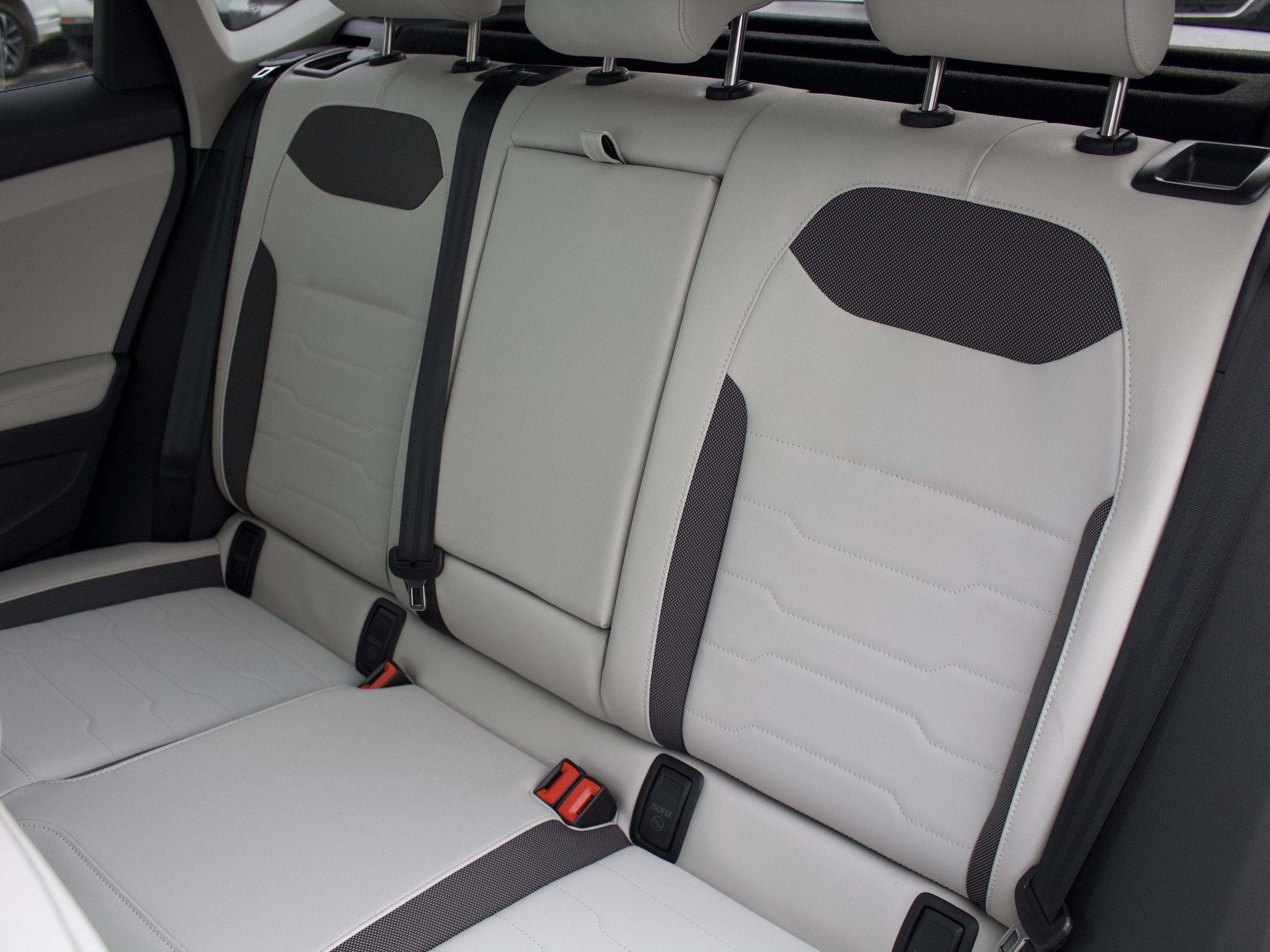 New 2026 Volkswagen Taos SE AWD/4WD image 27