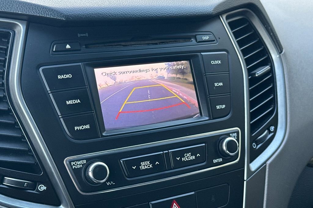 Used 2017 Hyundai Santa Fe Sport image 16