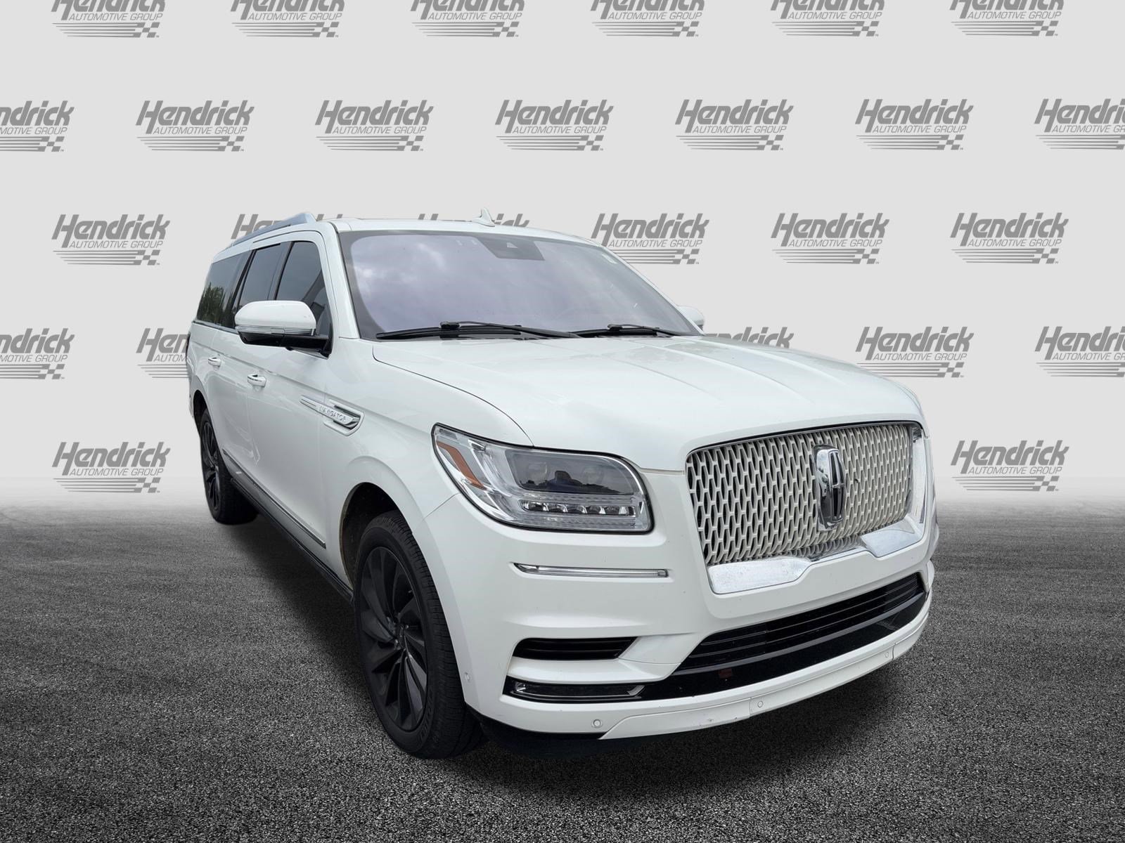 Used 2020 Lincoln Navigator L Reserve w/ Equipment Group 208A Reserve AWD/4WD image 7