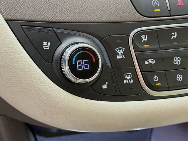 Used 2024 Chevrolet Malibu LT image 23