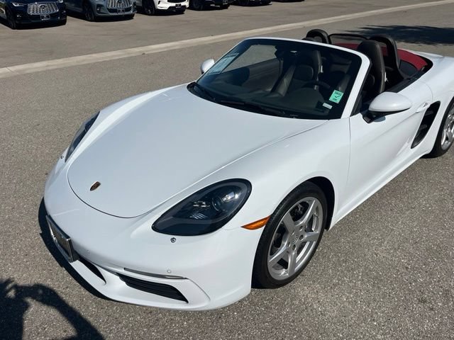 Used 2023 Porsche 718 Boxster RWD image 11