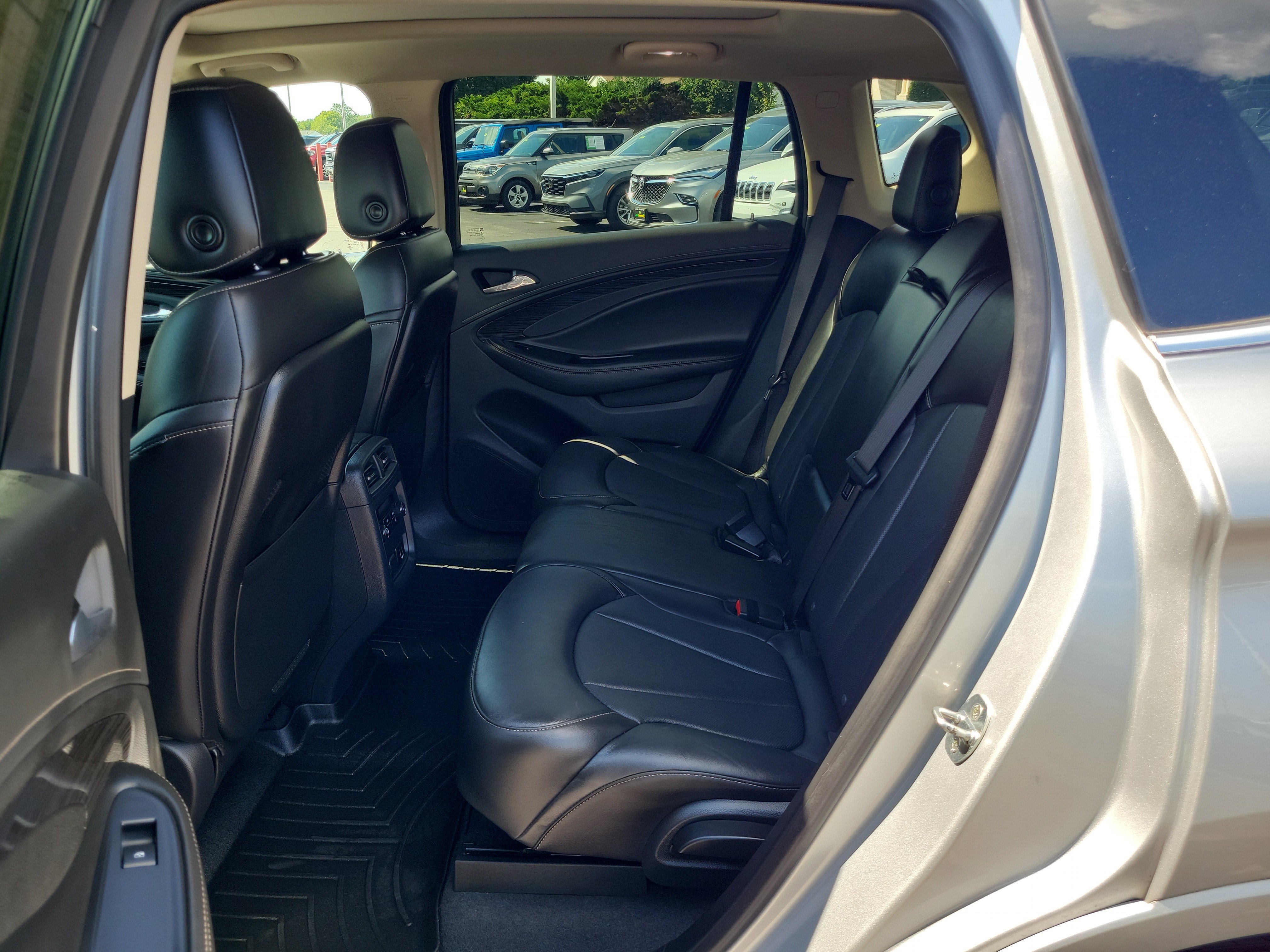 Used 2017 Buick Envision Premium AWD/4WD image 12