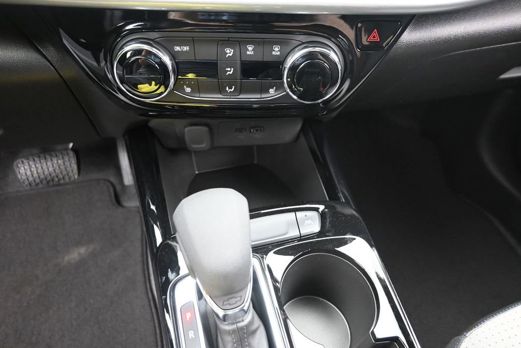 New 2026 Chevrolet Trax LT w/ Driver Confidence Package FWD image 17