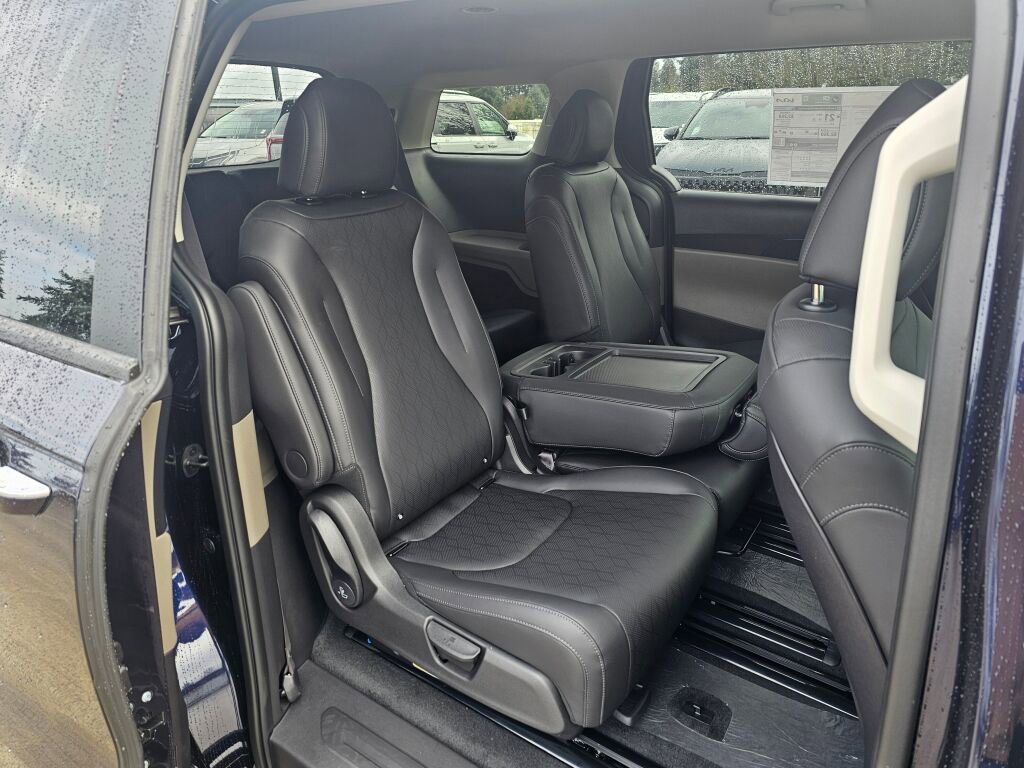 New 2026 Kia Carnival image 28