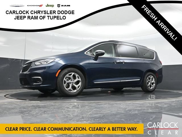 Used 2023 Chrysler Pacifica Limited FWD image 50
