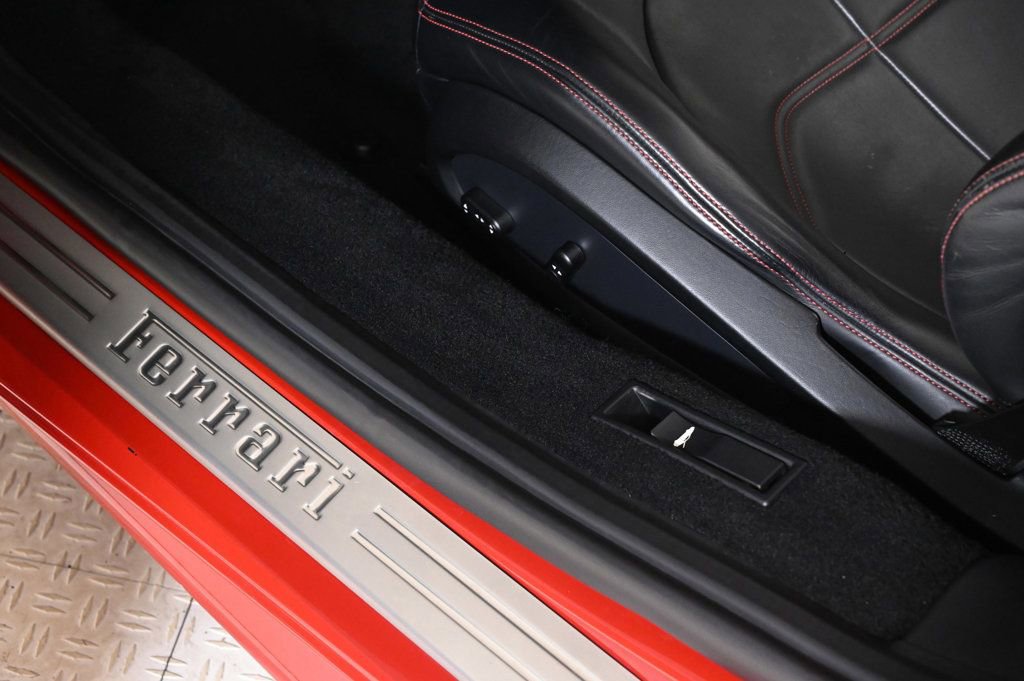 Used 2018 Ferrari 488 Spider image 22