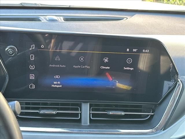 Used 2025 Chevrolet Trax LT w/ Driver Confidence Package FWD image 26