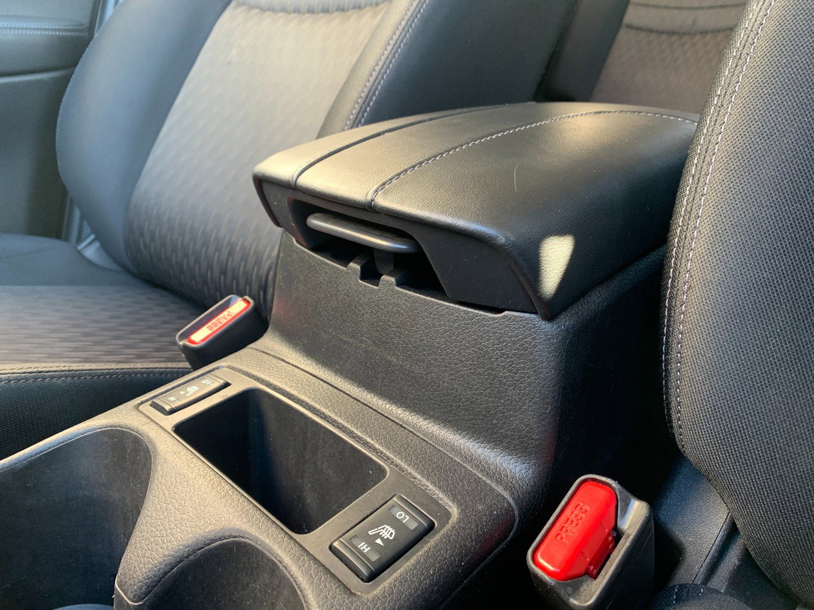 Used 2017 Nissan Rogue SV image 20