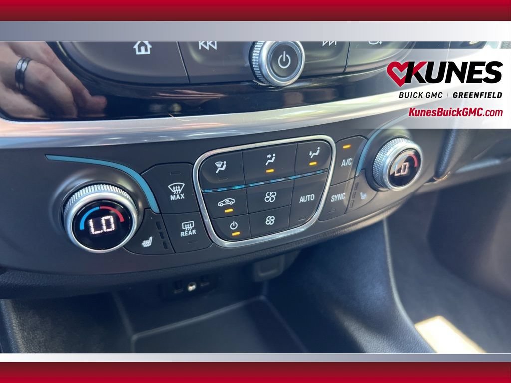 Used 2019 Chevrolet Traverse LT AWD/4WD image 31
