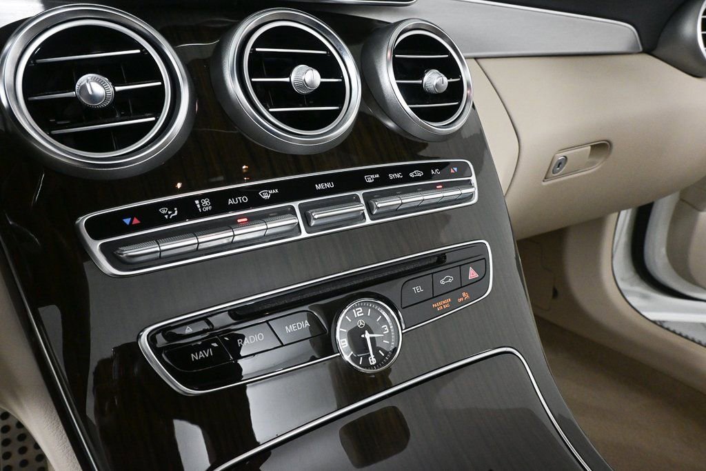 Used 2017 Mercedes-Benz C 300 4MATIC Cabriolet image 14