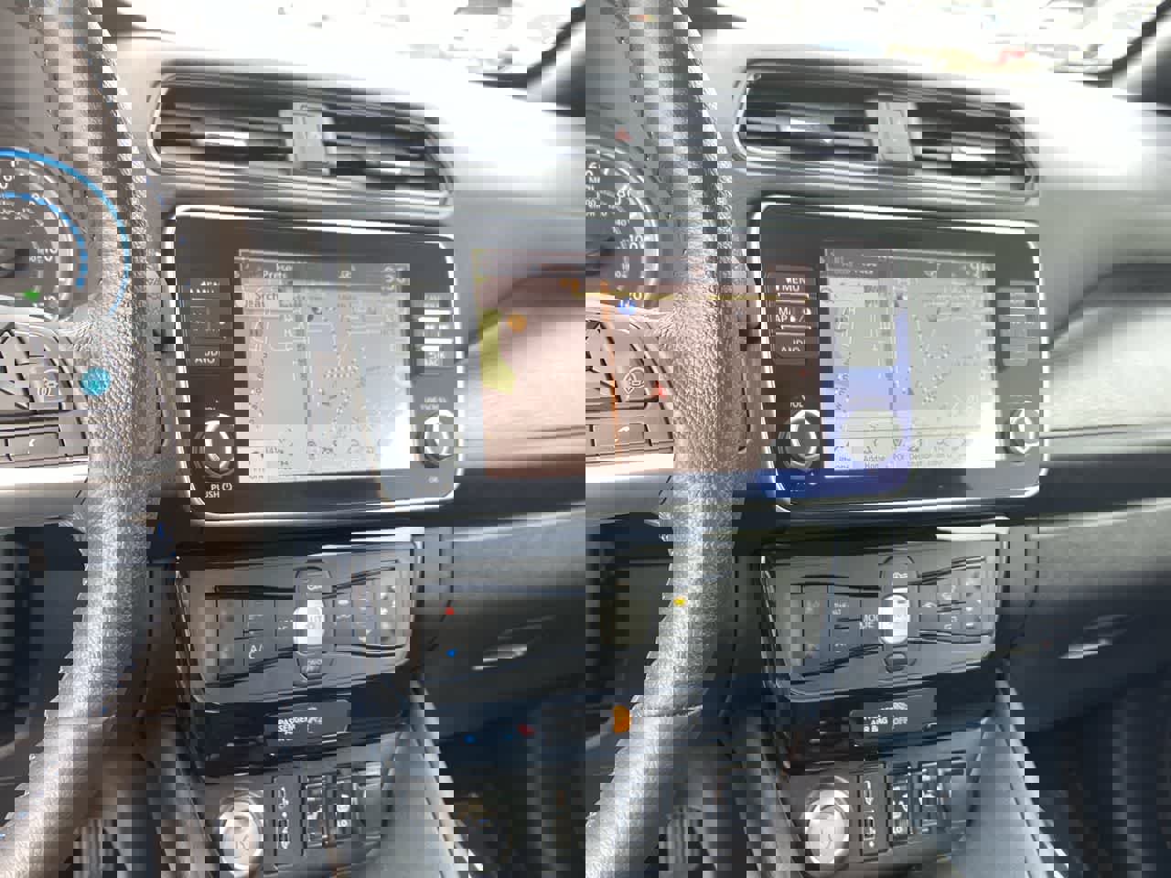 Used 2024 Nissan Leaf SV Plus image 26