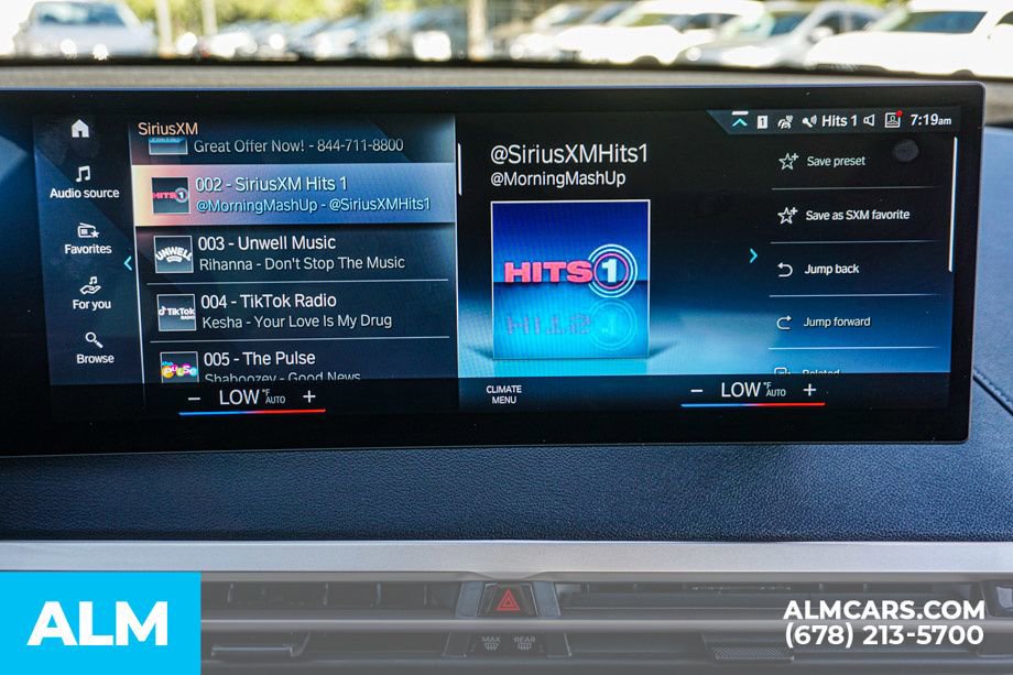 Used 2022 BMW iX xDrive50 w/ Dynamic Handling Package image 40