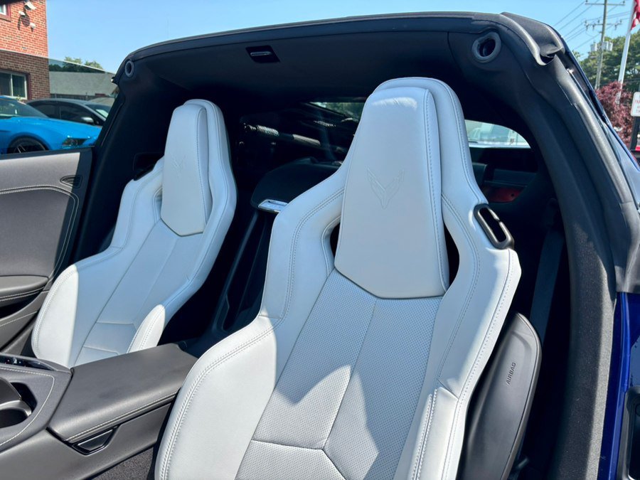 Used 2025 Chevrolet Corvette Z06 RWD image 14
