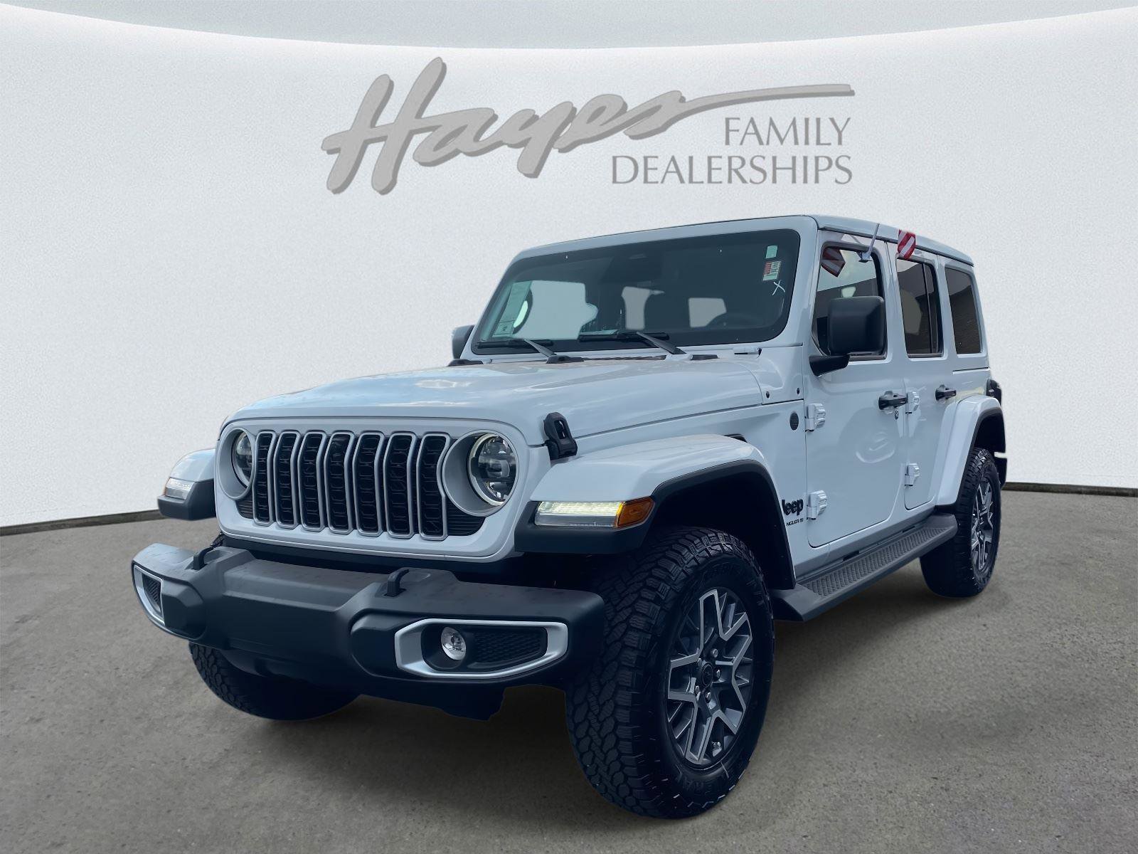 New 2025 Jeep Wrangler Sahara image 24