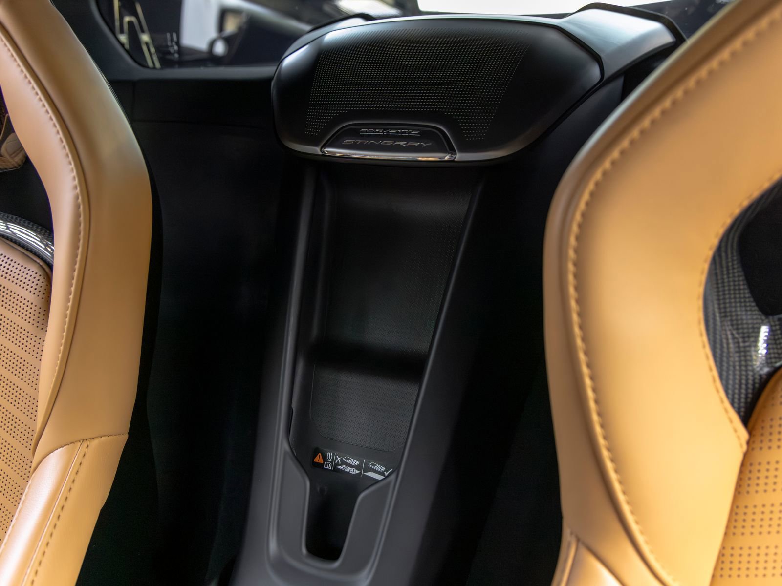 Used 2022 Chevrolet Corvette Stingray Preferred Cpe w/ Engine Appearance Package RWD image 48