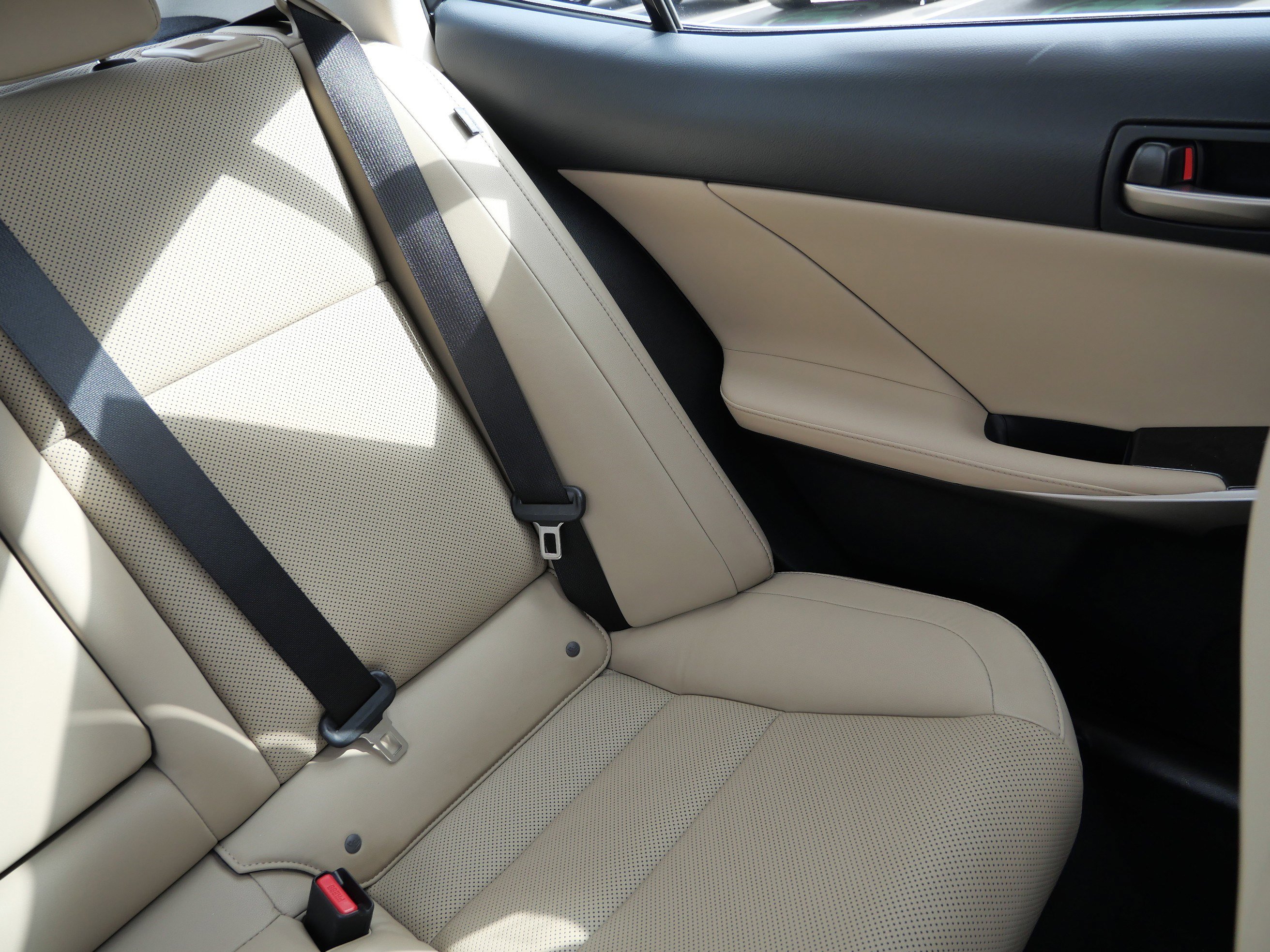 Used 2019 Lexus IS 300 AWD w/ Navigation Package image 14