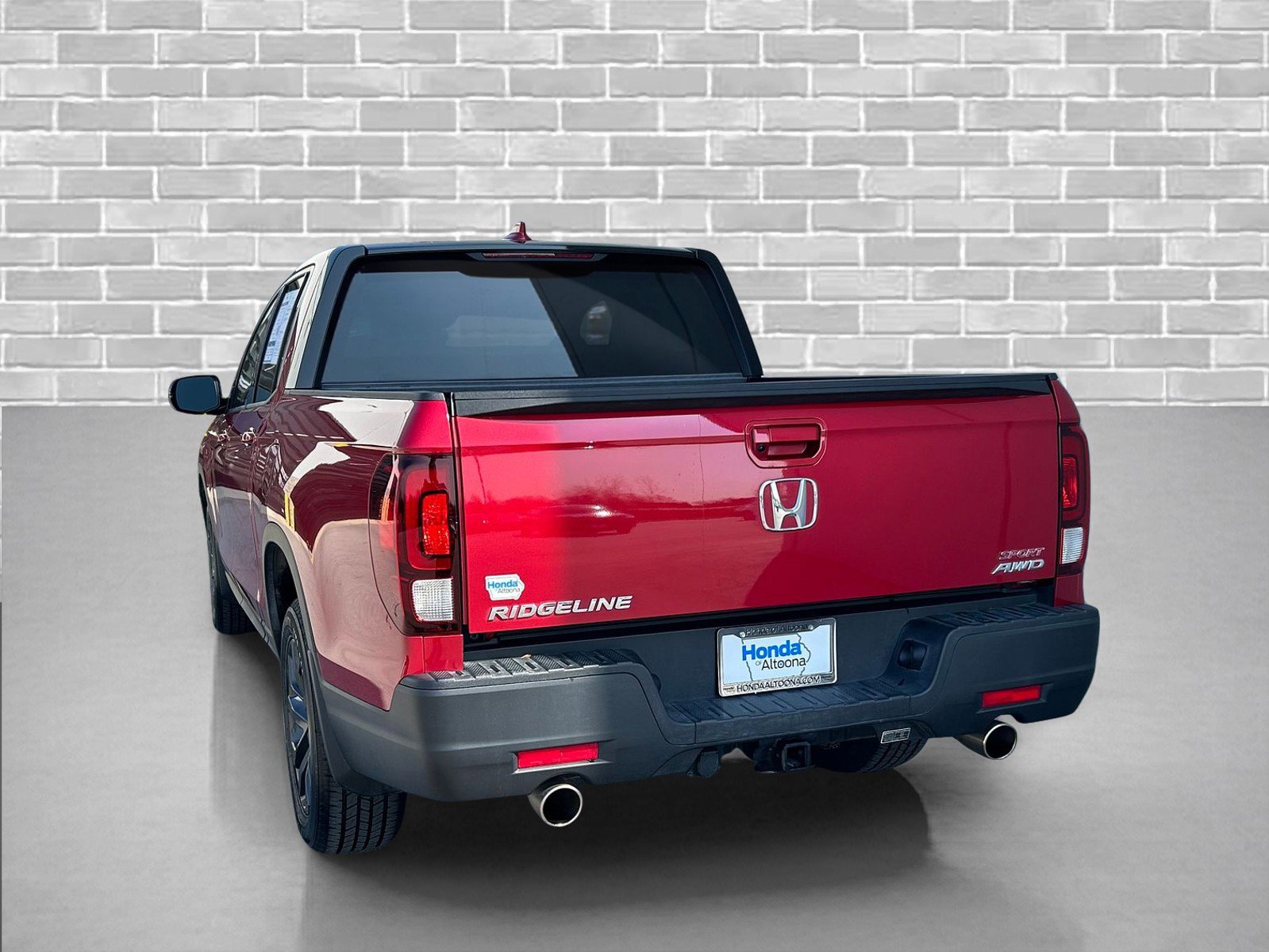 Certified 2023 Honda Ridgeline Sport image 3