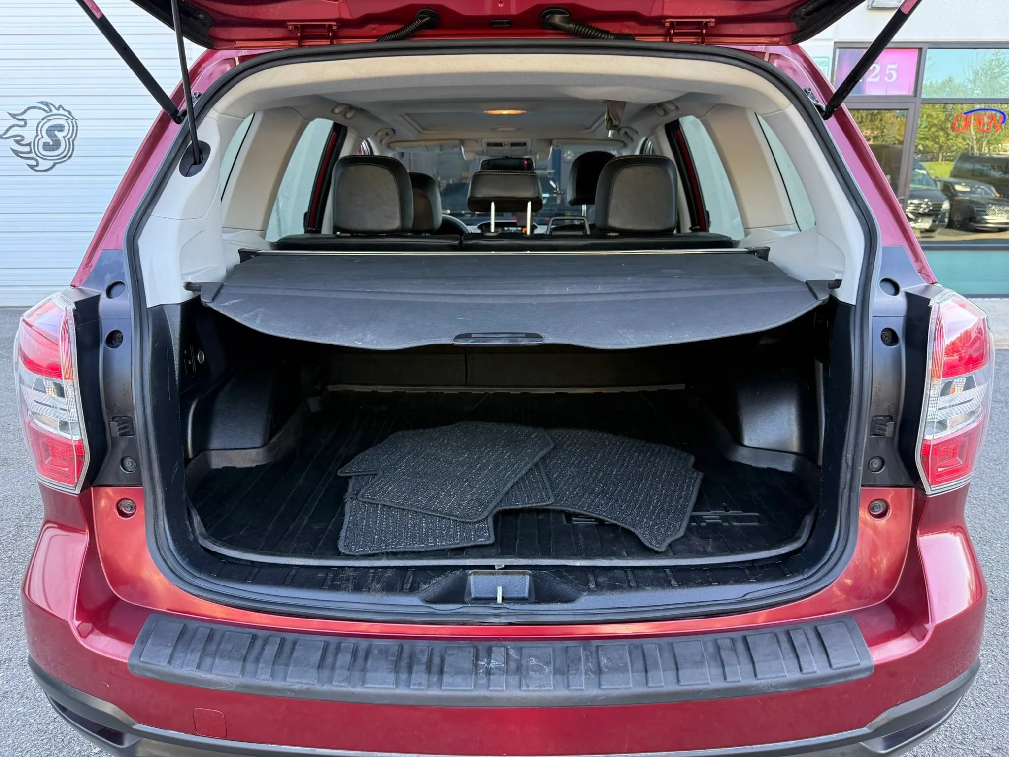 Used 2015 Subaru Forester 2.0XT Touring w/ Eyesight & Navigation System AWD/4WD image 31
