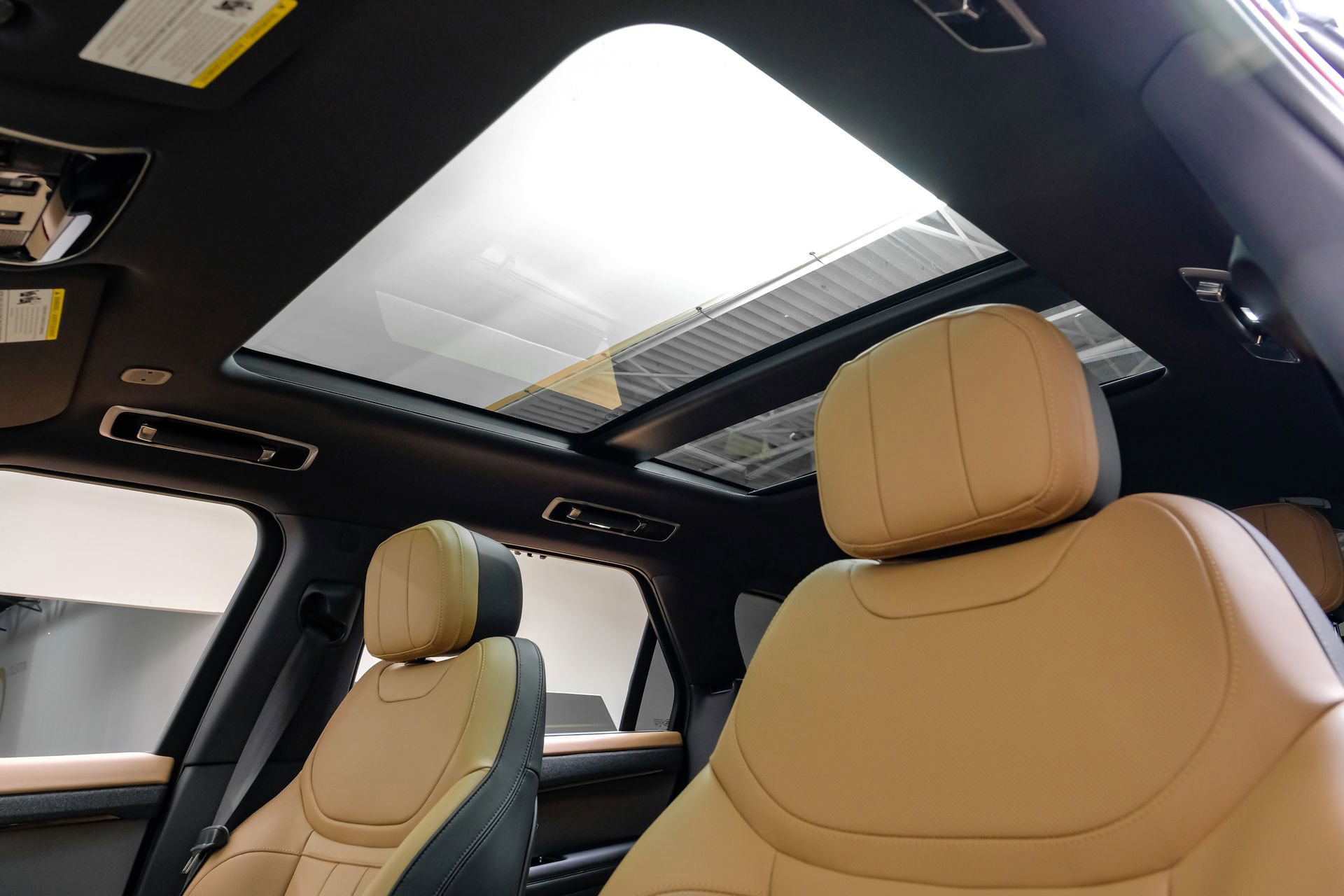 Used 2024 Land Rover Range Rover Sport Dynamic SE image 5