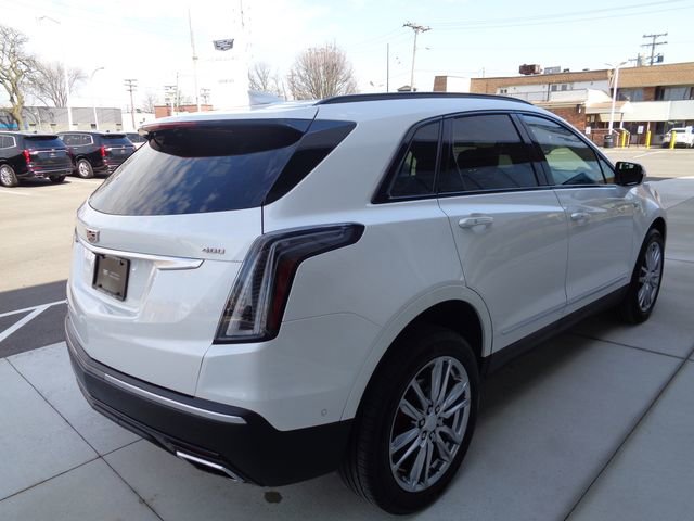 Certified 2023 Cadillac XT5 Sportv w/ Technology Package image 5