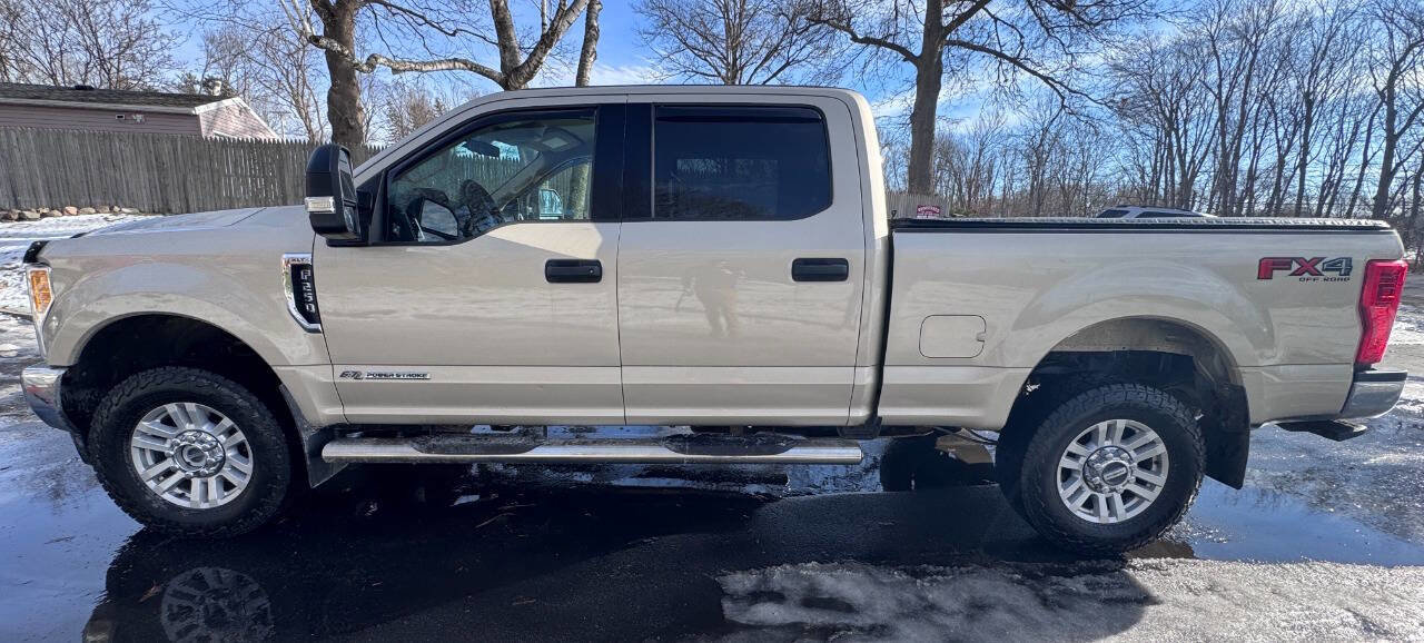 Used 2017 Ford F250 XLT w/ FX4 Off-Road Package image 6